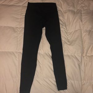 Wonder-Under LuluLemon Yoga Pants